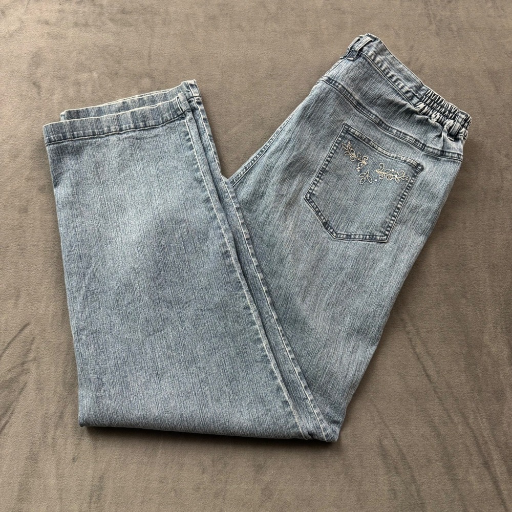 Alfred Dunner Womens Light Wash Embroidered Straight Leg Jeans Size 16 Elastic